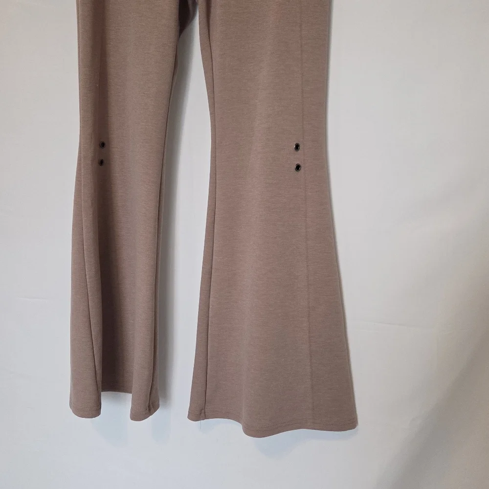 Free People Fp Movement Downhill Flared Sweatpants Moonlight Mauve Medium - Picture 7 of 14